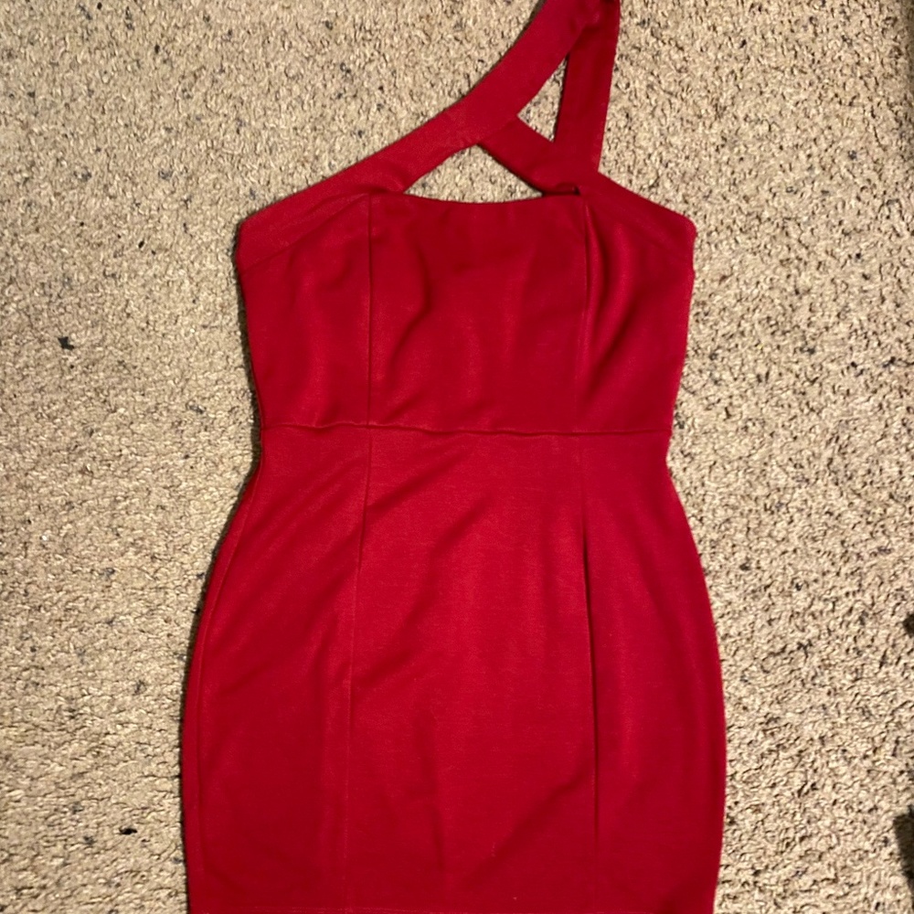 One shoulder strap dress